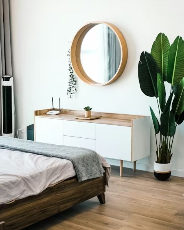 Yorkshire bedroom white theme